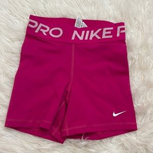 Nike pros size XS